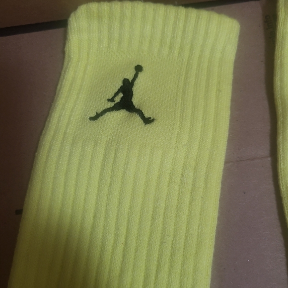 Jordan Retro Dri-fit Electric Yelllw Mid-Calf Socks Men Size 8-12 - Picture 6 of 8